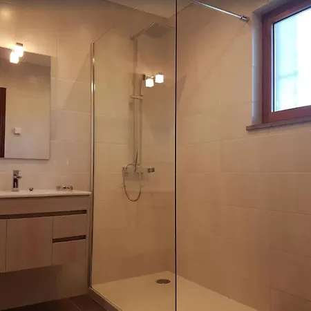 Hostel Private Family Friendly With Garden